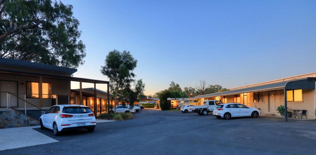 New Crossing Place Motel Seymour Exteriör bild